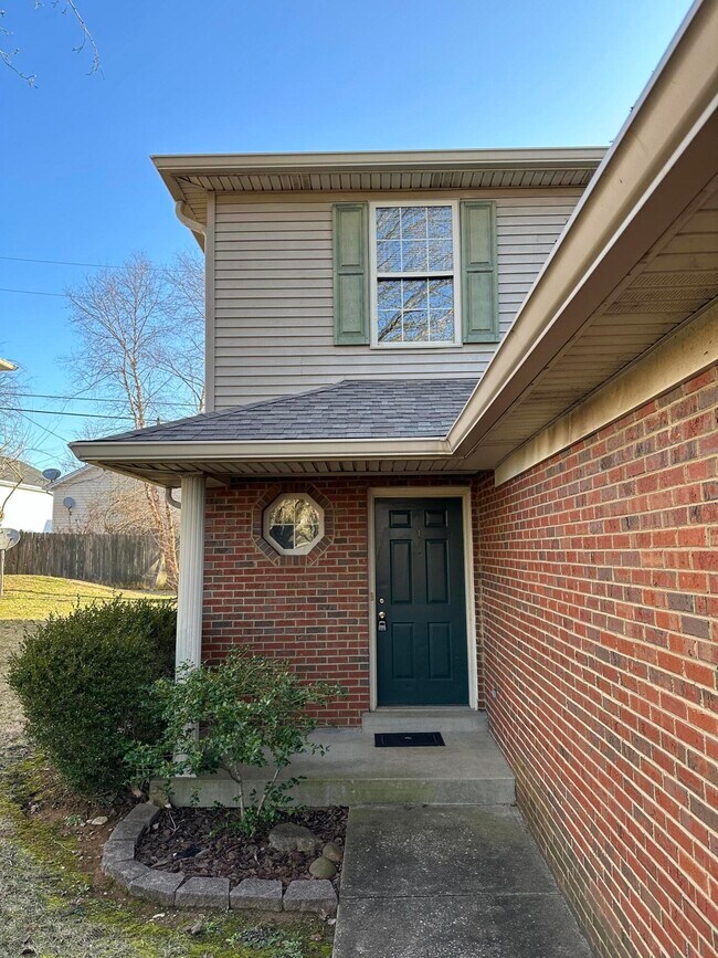 2007 River Ridge Rd in Frankfort, KY - Building Photo - Building Photo