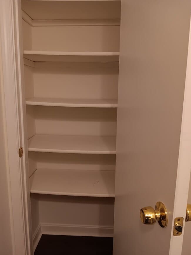 8607 Beekman Pl in Alexandria, VA - Building Photo - Building Photo