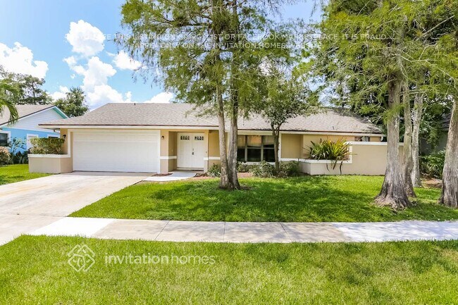 property at 1511 Primrose Ln
