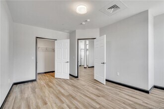 77 Whiting St in Plainville, CT - Building Photo - Building Photo
