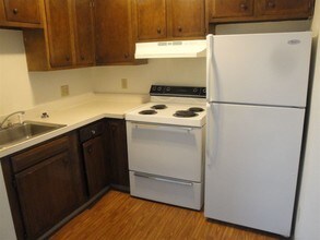 261 Pine St-Unit -24 in Manchester, NH - Building Photo - Building Photo