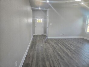 1342 Wyatt St in Waxahachie, TX - Building Photo - Building Photo