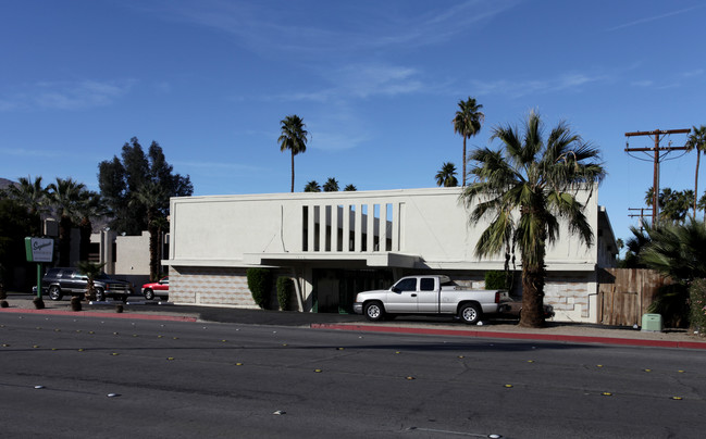 The Float in Palm Springs, CA - Foto de edificio - Building Photo