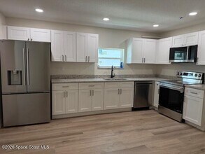 510 Jackson Ave in Cape Canaveral, FL - Building Photo - Building Photo