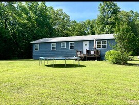 535 Oak Meadows Rd in Dover, AR - Building Photo