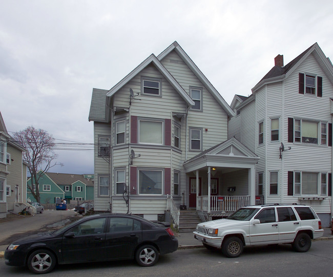 11 Union St in Taunton, MA - Foto de edificio - Building Photo