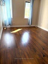 1063 Warby Trail in Newmarket, ON - Building Photo - Building Photo