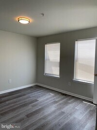 1605 E Fairmount Ave photo'