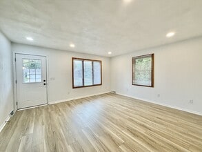1124-1126 Brown Dr in Milton, WI - Building Photo - Building Photo