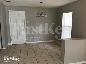 1212 E 108th Ave in Tampa, FL - Building Photo - Building Photo