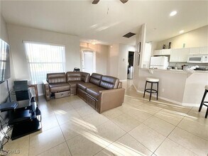 306 SW 24th Ave in Cape Coral, FL - Building Photo - Building Photo