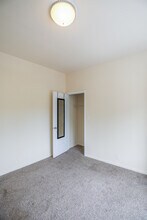 1250 W Montrose Ave in Chicago, IL - Building Photo - Building Photo