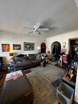 4442 N Oakland Ave in Shorewood, WI - Building Photo