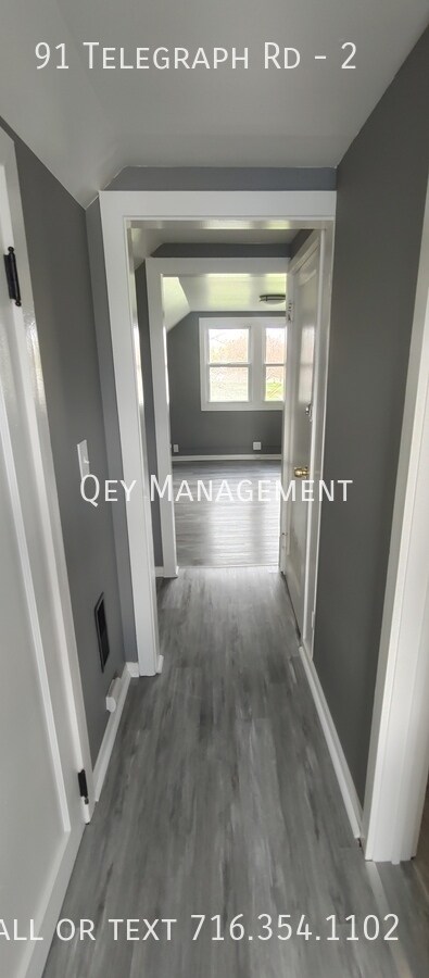 91 Telegraph Rd-Unit -2 in Middleport, NY - Building Photo - Building Photo