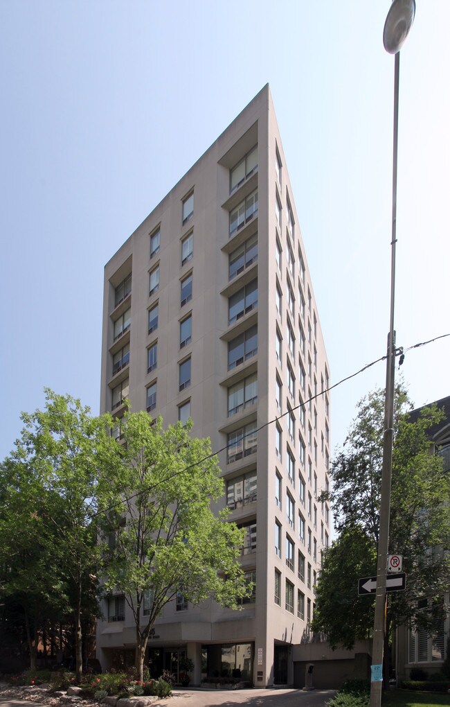 425 Walmer Rd in Toronto, ON - Building Photo - Primary Photo