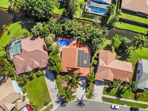 1256 Lake Breeze Dr in Wellington, FL - Building Photo - Building Photo