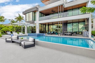 1730 SE 13th St in Fort Lauderdale, FL - Building Photo