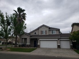 2024 Natchez Way in Modesto, CA - Building Photo