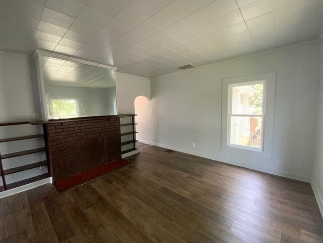 632 N Sherman St in Danville, IL - Building Photo - Building Photo