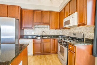 1250 S Indiana Ave, Unit 609 in Chicago, IL - Foto de edificio - Building Photo