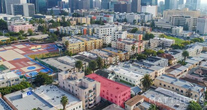 325 Witmer St in Los Angeles, CA - Building Photo - Building Photo