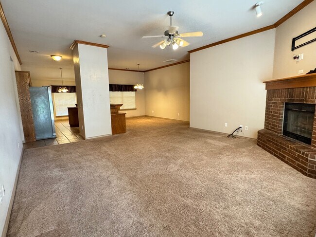 1424 Teakwood Dr in Norman, OK - Building Photo - Building Photo
