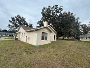 5535 NE 4th Ave in Ocala, FL - Building Photo - Building Photo