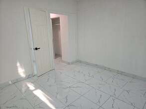 14920 NW 10th Pl in Miami, FL - Building Photo - Building Photo