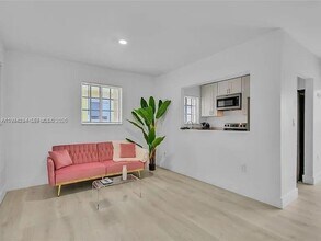 1011 NW 23rd Ave in Miami, FL - Building Photo - Building Photo