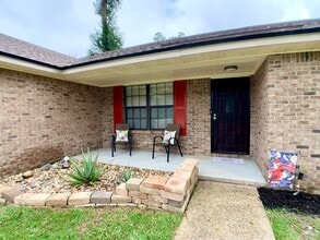 3149 Lakeside Villa Rd in Orange Park, FL - Building Photo - Building Photo