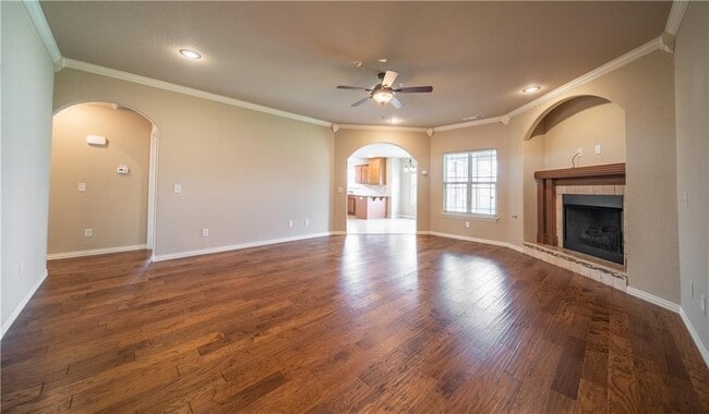 704 SW Cabriolet St in Bentonville, AR - Building Photo - Building Photo