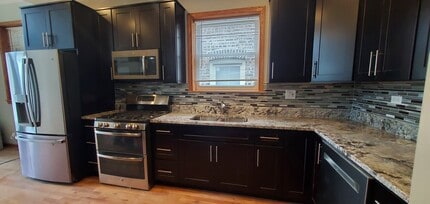 2554 W Walton St in Chicago, IL - Building Photo - Building Photo