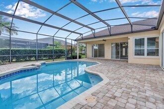 10337 Pointview Ct in Orlando, FL - Building Photo - Building Photo