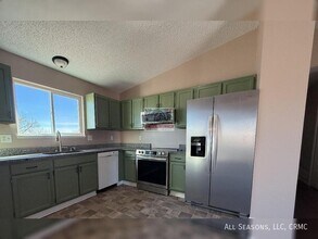 971 Daffodil St in Fountain, CO - Building Photo - Building Photo