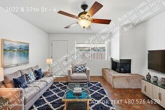 3022 N 37th St in Phoenix, AZ - Building Photo - Building Photo