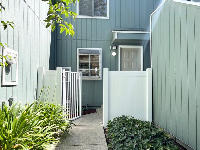 property at 6818 Avenida Cala
