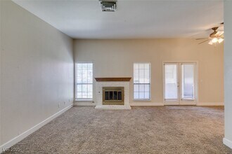 1751 E Reno Ave in Las Vegas, NV - Foto de edificio - Building Photo