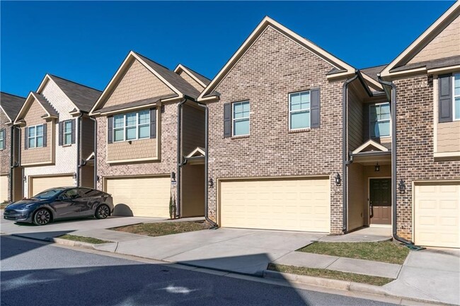 property at 327 Cashes Ct