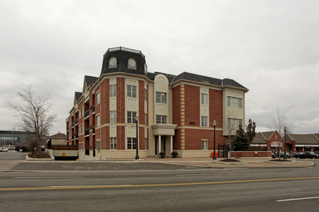 Capri Manor in Vaughan, ON - Building Photo - Primary Photo