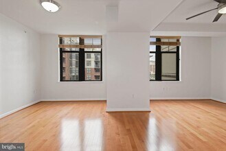 1021 N Garfield St in Arlington, VA - Building Photo - Building Photo