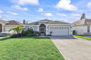 107 Meadowlands Dr in West Palm Beach, FL - Building Photo