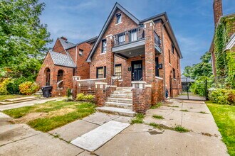 3318 Waverly St in Detroit, MI - Building Photo - Building Photo