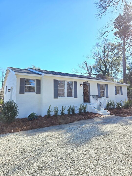 6405 Myrtle Grove Rd in Wilmington, NC - Building Photo