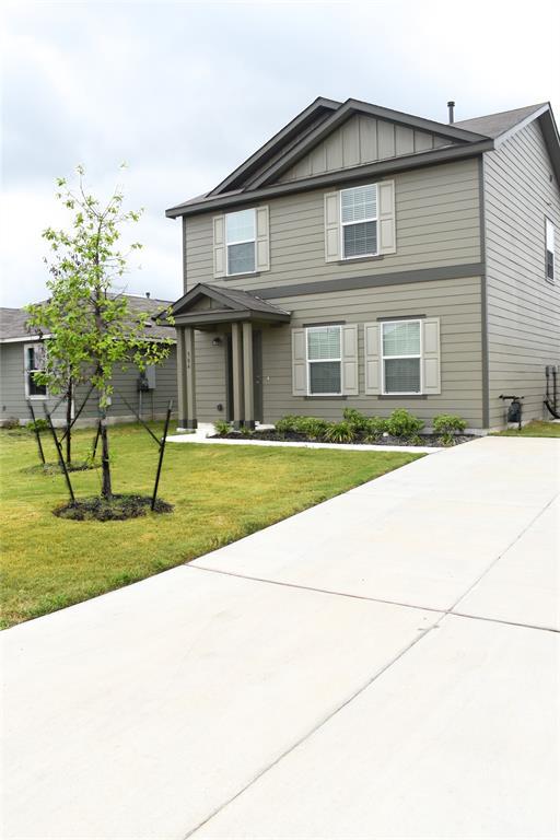 504 Sunray Dr in Lockhart, TX - Building Photo - Building Photo