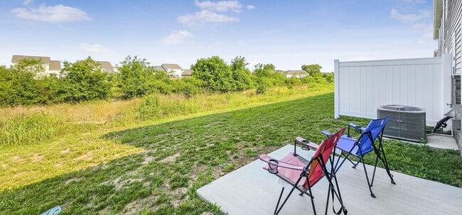 767 Mickelson Way in Lebanon, TN - Foto de edificio - Building Photo