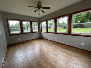 745 N Broad St Ext in Grove City, PA - Building Photo - Building Photo
