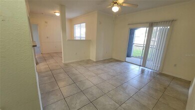 3724 Castle Pines Ln in Orlando, FL - Foto de edificio - Building Photo