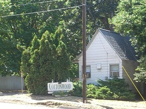 Cottonwood in Hood River, OR - Building Photo - Building Photo