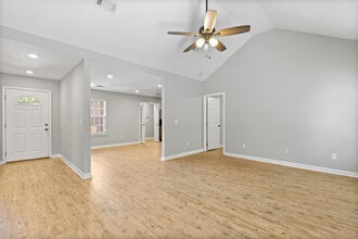 968 Slate Ct in Auburn, AL - Foto de edificio - Building Photo
