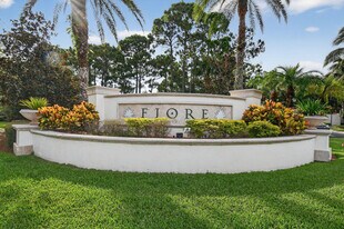 3202 Myrtlewood Cir E in Palm Beach Gardens, FL - Building Photo